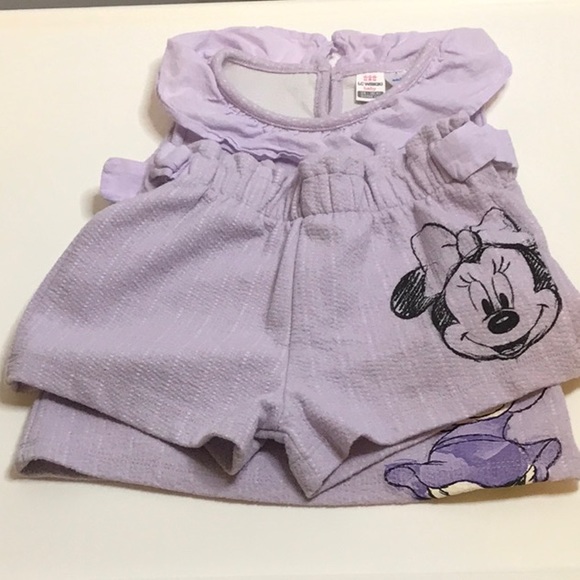 DISNEY MICKEY AND FRIENDS GIRL SIZE 24-36 MONTHS MINNIE SHORTS AND TOP SET - Picture 6 of 9